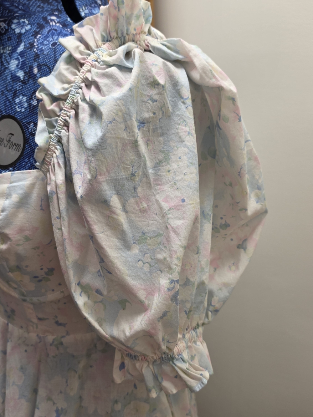 Selkie Pastel Floral Puff-Sleeve Midi Day Dress - Picture 4 of 9